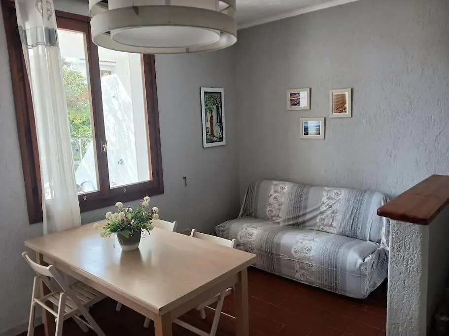 Appartement Appartamento A Baia Santa Reparata Italië