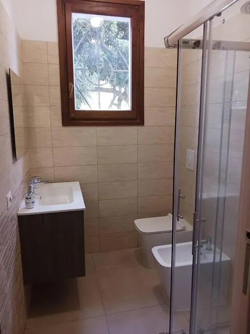 Appartamento A Baia Santa Reparata 0*,